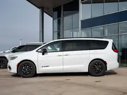 Chrysler Pacifica 2026
