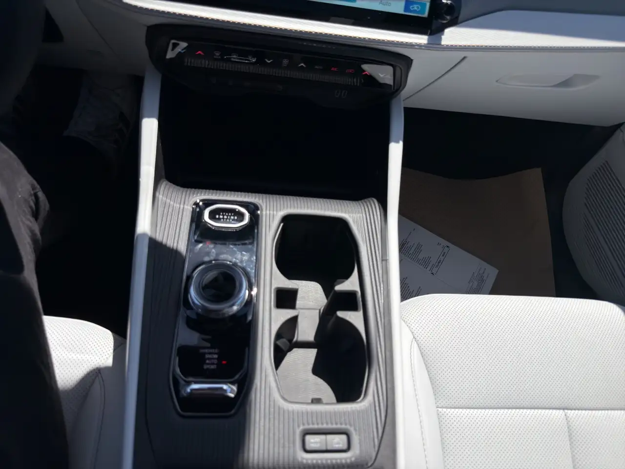 Jeep Cherokee снимка Jeep Cherokee