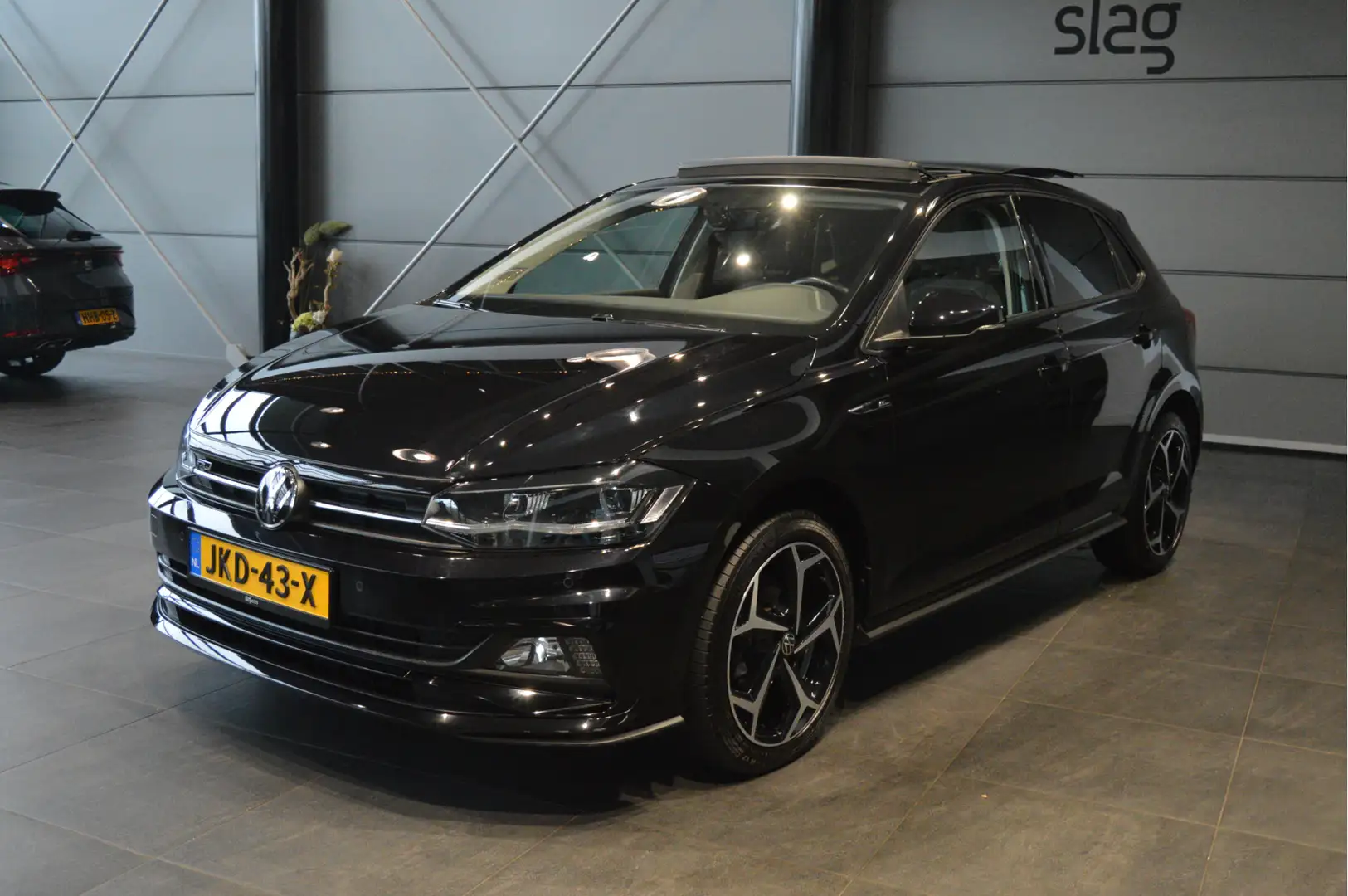 Volkswagen Polo 1.0 TSI R-LINE clima cruise led pano camera 17 inc Noir - 2