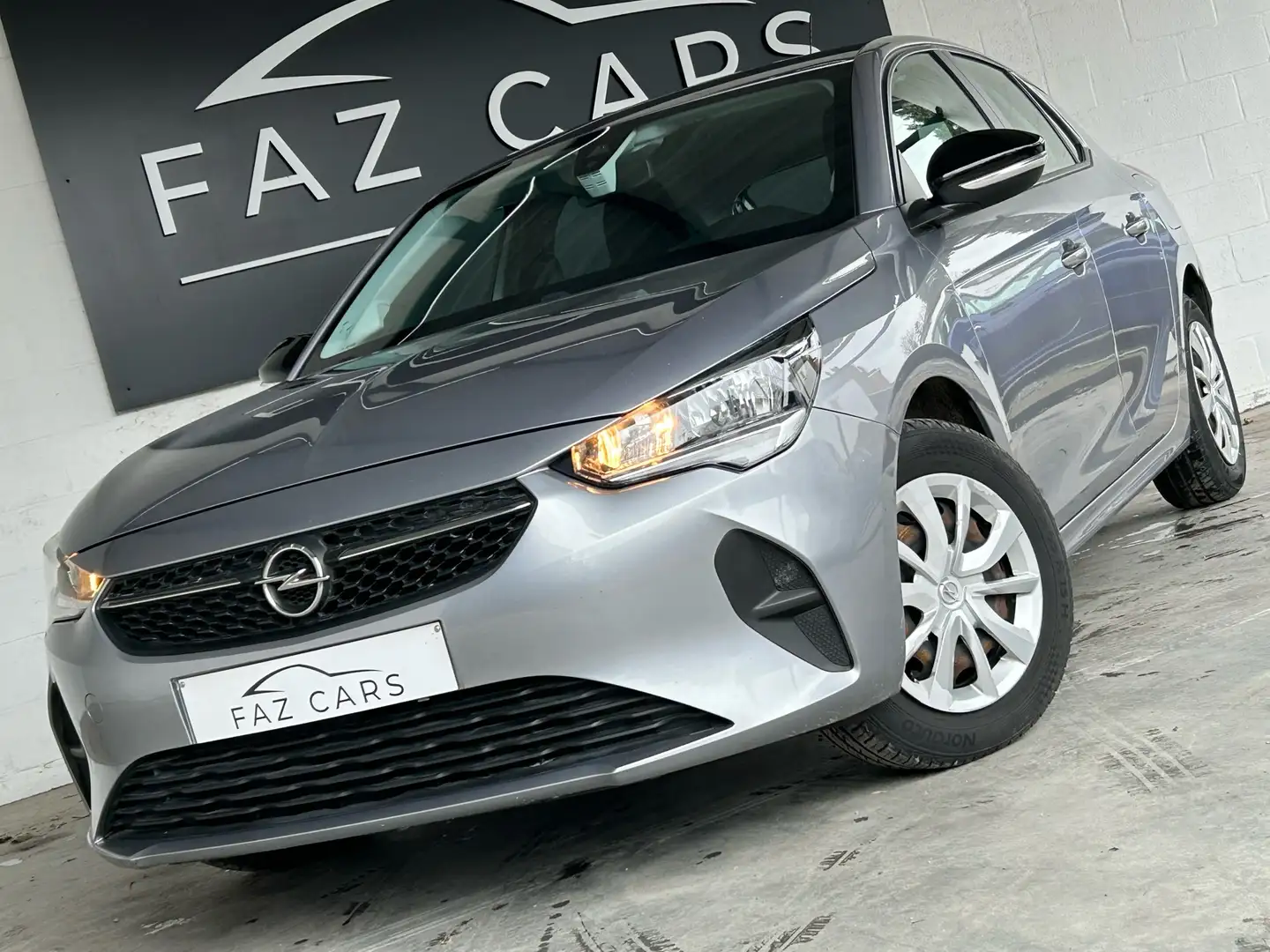 Opel Corsa 1.2i Edition * 1ER PROP + CLIM + GARANTIE * Grigio - 1