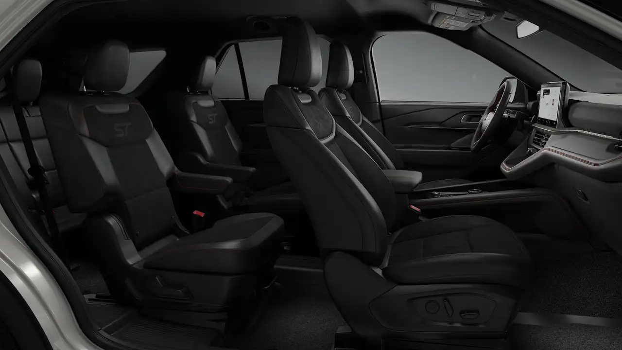 Ford Explorer photo Ford Explorer
