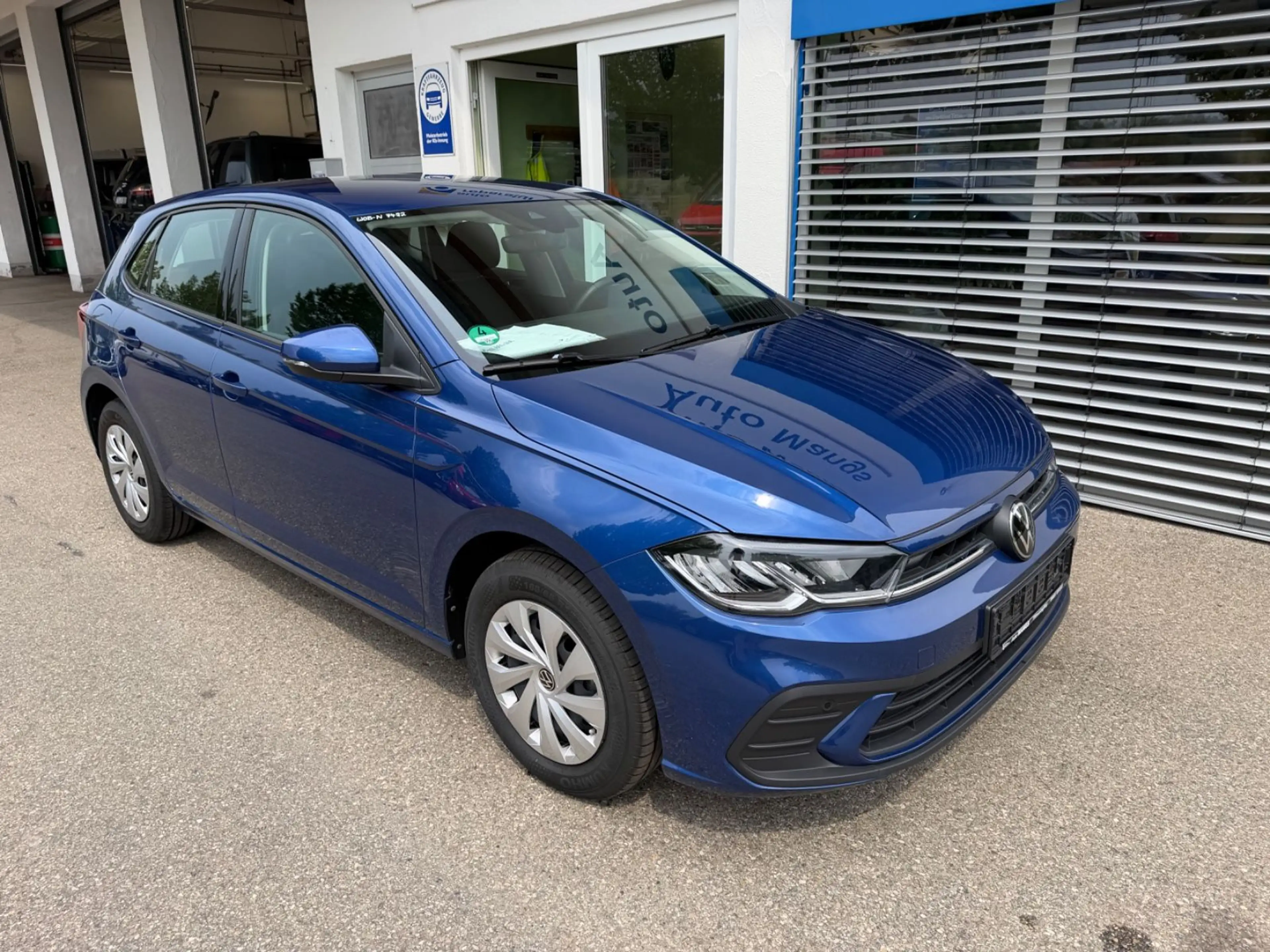 Volkswagen Polo VI Life — photo 3