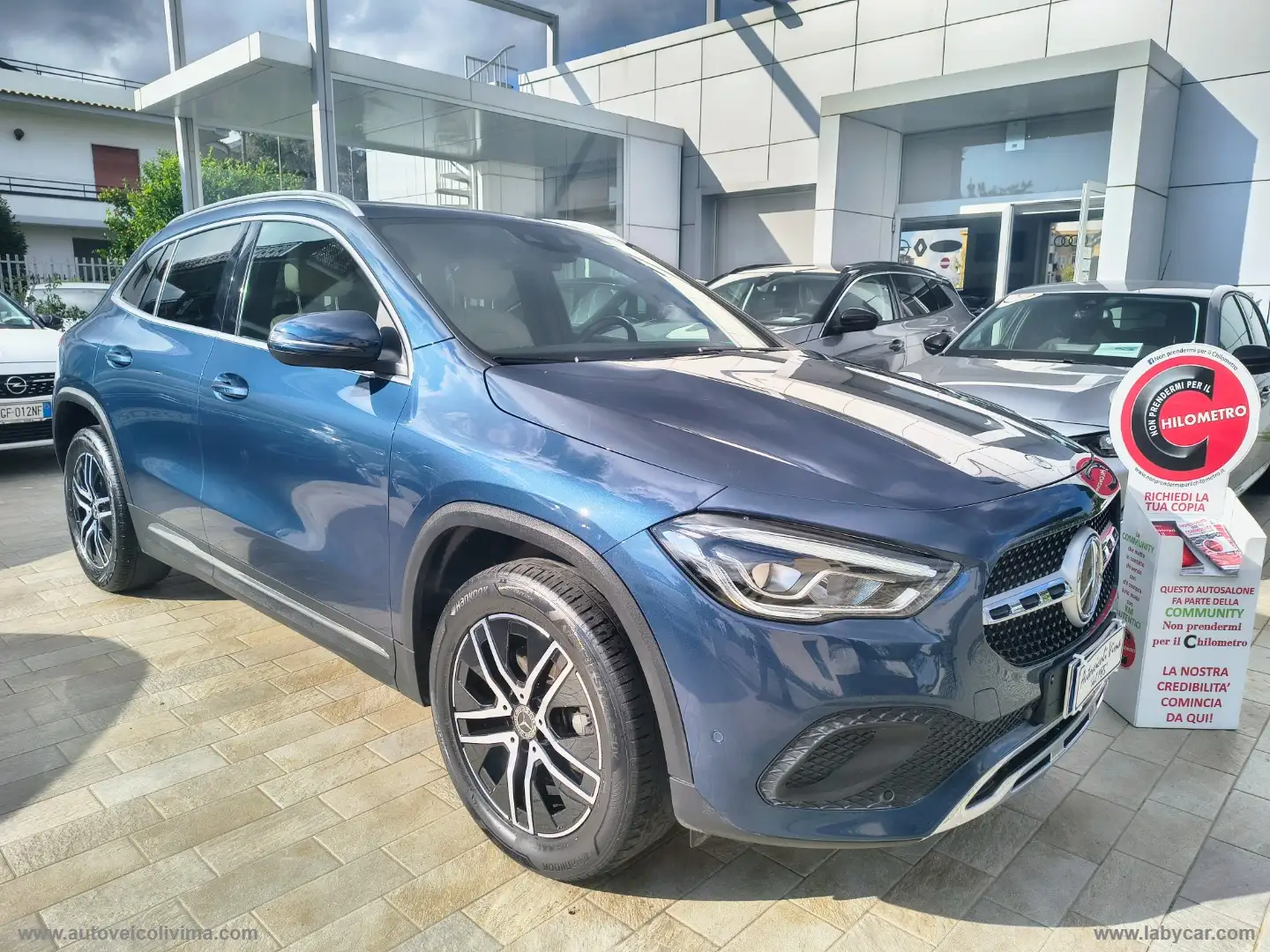 Mercedes-Benz GLA 200 GLA 200 d Automatic Sport Plus INTERNO PELLE Blauw - 1