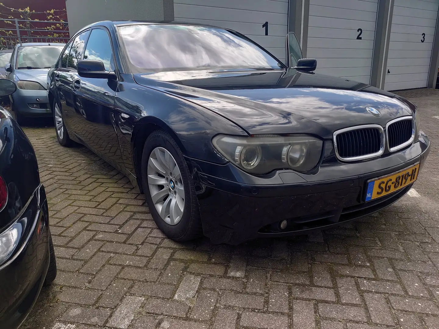 BMW 740 740d Noir - 1