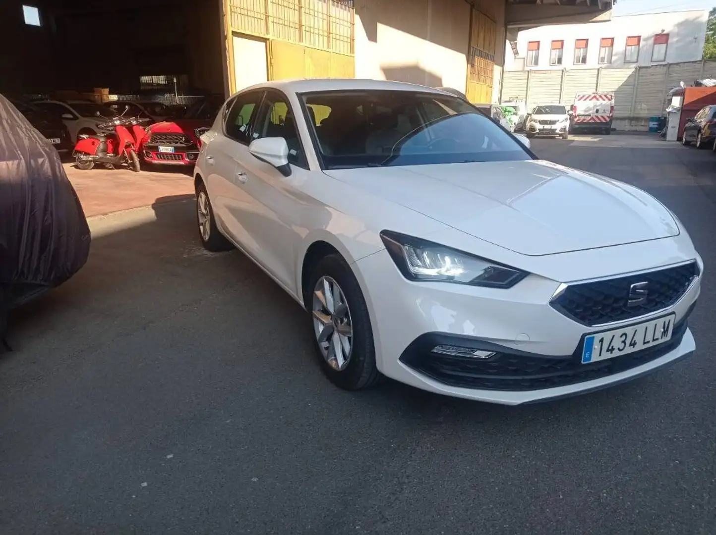 SEAT Leon Leon 1.0 tsi Style 110cv Bianco - 2