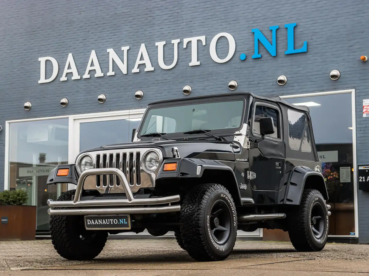 Jeep Wrangler 2.5i, foto 1