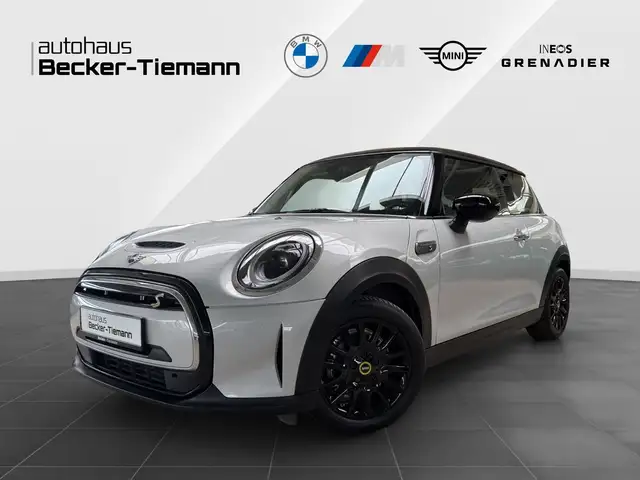 MINI Cooper SE Hatch Classic Trim CarPlay/ Lichtpaket/ Mini Conne