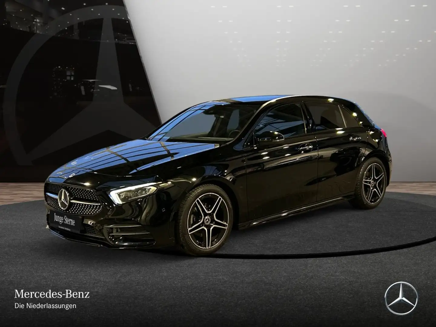 Mercedes-Benz A 180 AMG+NIGHT+360°+AHK+MULTIBEAM+TOTW+KEYLESS Schwarz - 2