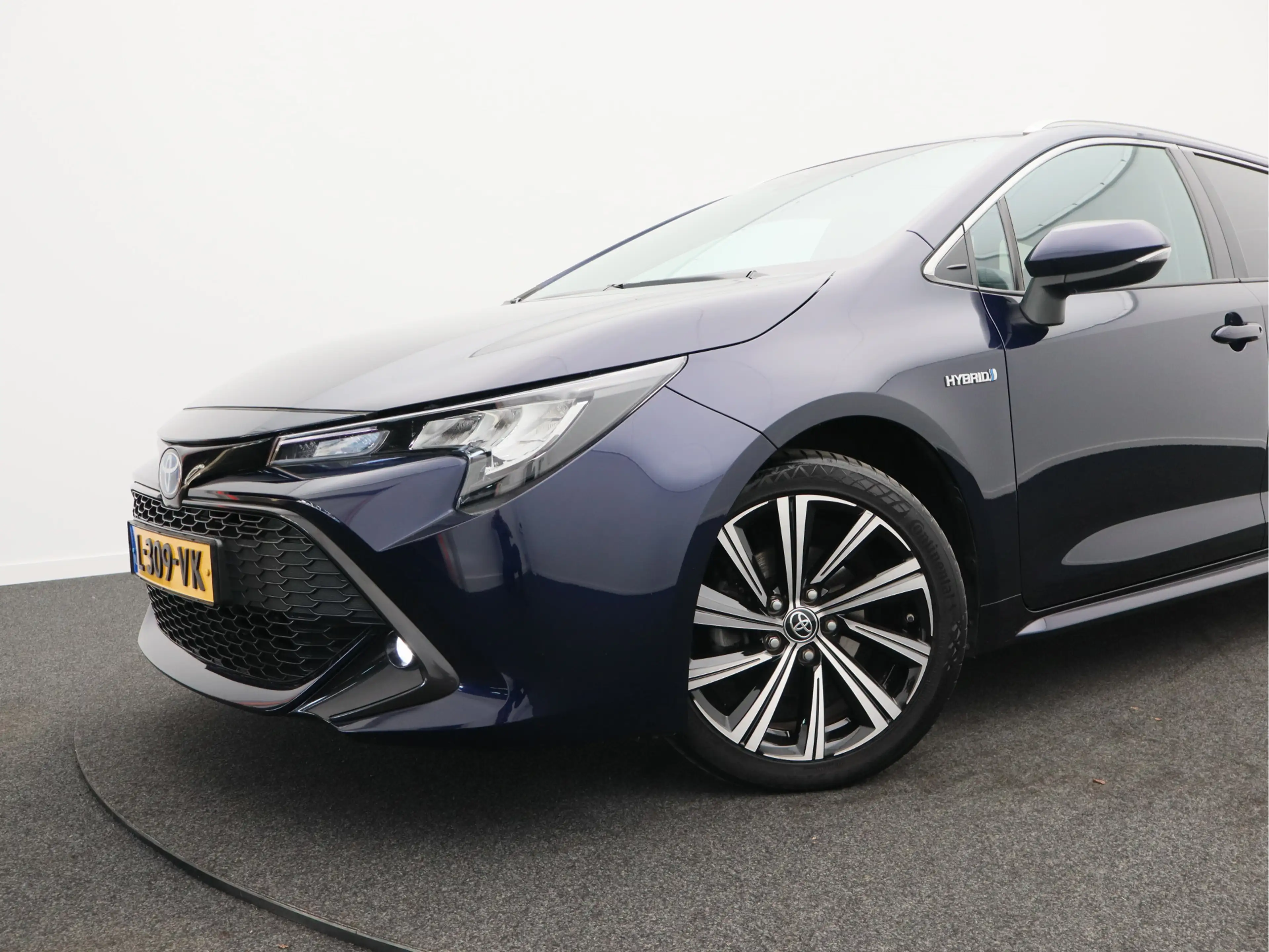 Toyota Corolla Touring Sports 1.8 Hybrid Business Plus/ lage km/ — photo 33