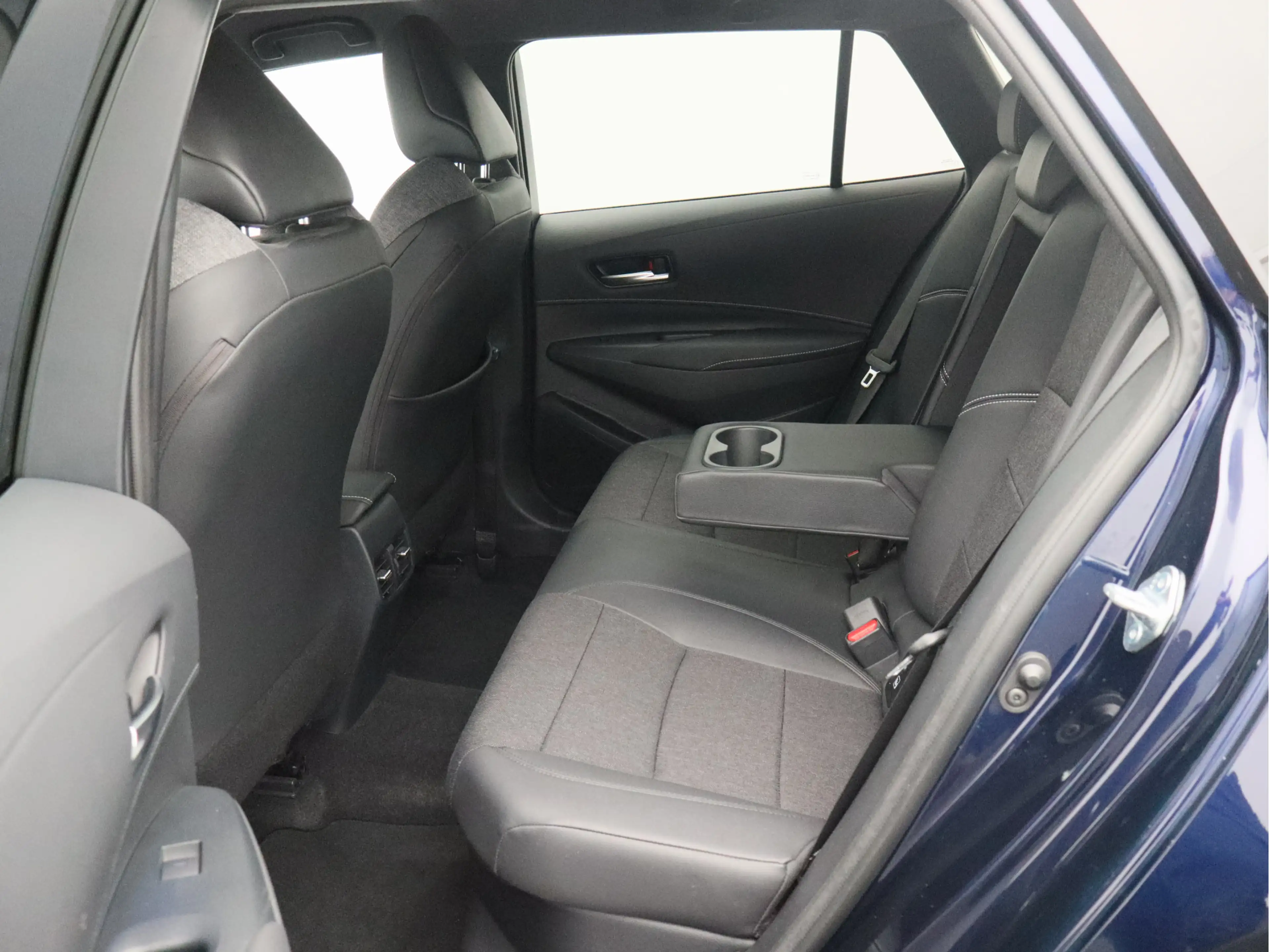 Toyota Corolla Touring Sports 1.8 Hybrid Business Plus/ lage km/ — photo 7