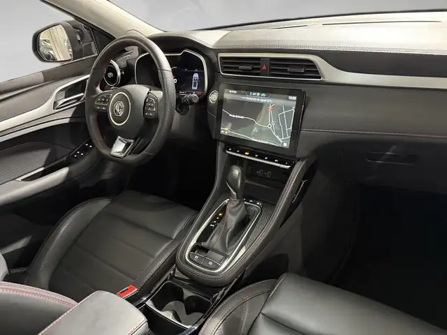 MG ZS view 7