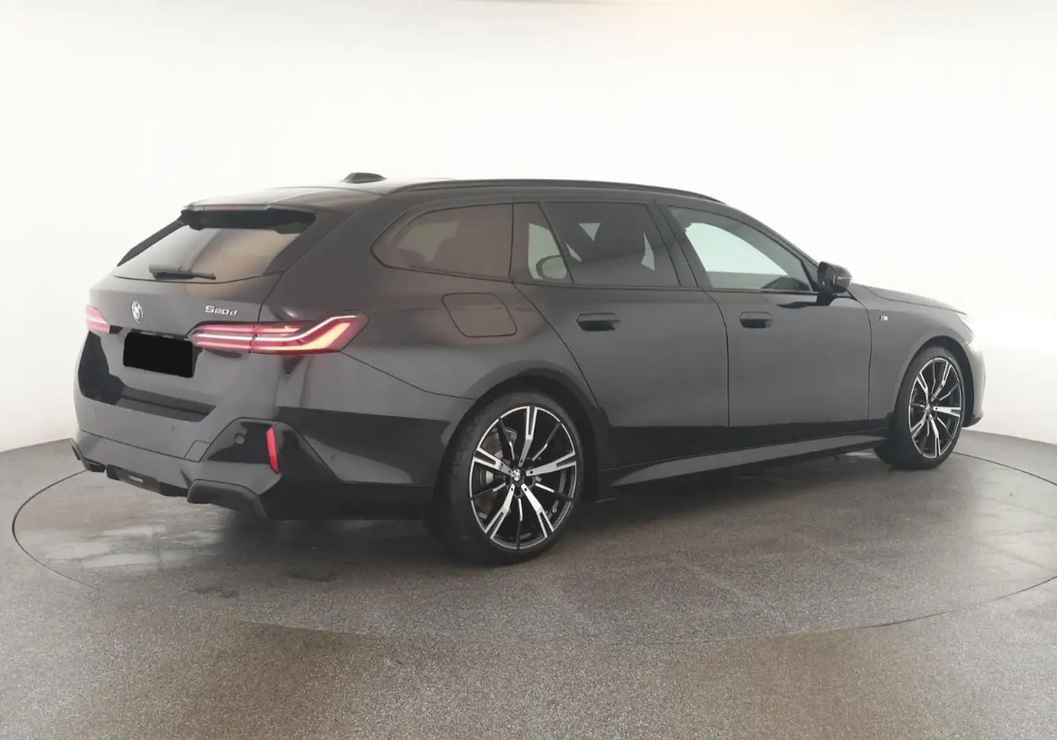 BMW 520 520d 48V xDrive MSport Pro auto Panorama Zwart - 2