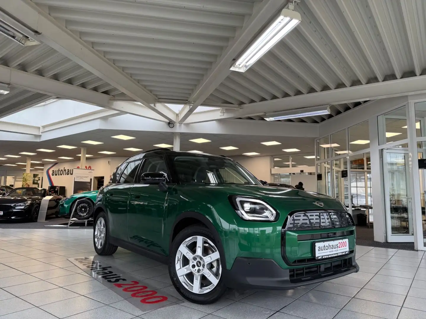 MINI Cooper E Countryman AUT./LED/HUD/360°K/PANO Зелений - 1