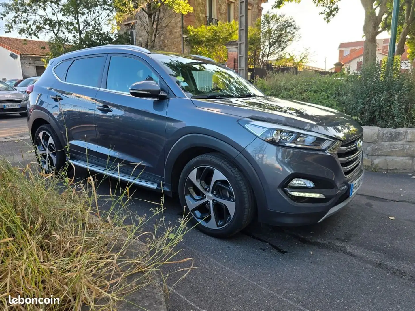 Hyundai TUCSON 1.7l crdi 141ch Boite Automatique Exécutive GARANT - 2