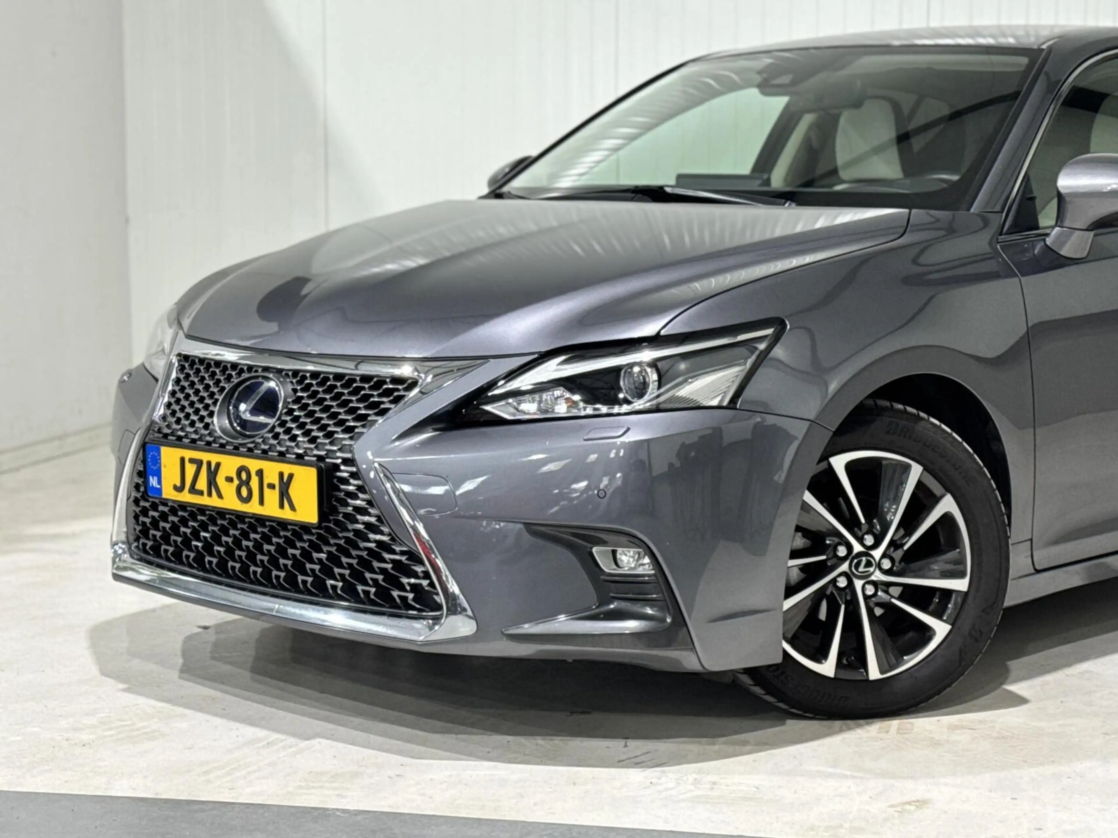 Lexus CT 200h Luxury Line|DEALERONDERHOUDEN|LANE ASS|KEYLESS — photo 10