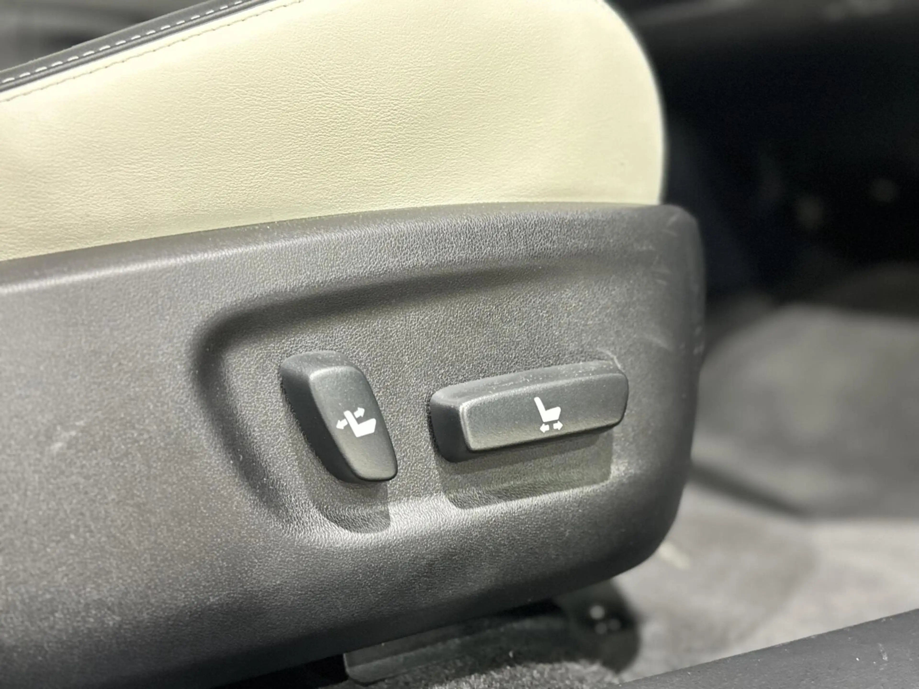 Lexus CT 200h Luxury Line|DEALERONDERHOUDEN|LANE ASS|KEYLESS — photo 21