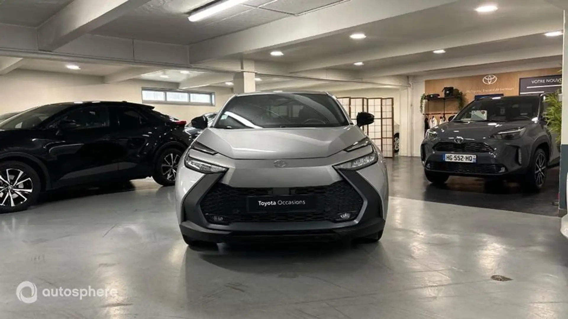 Toyota C-HR 2.0 Hybride 200ch Design NG23 - 2