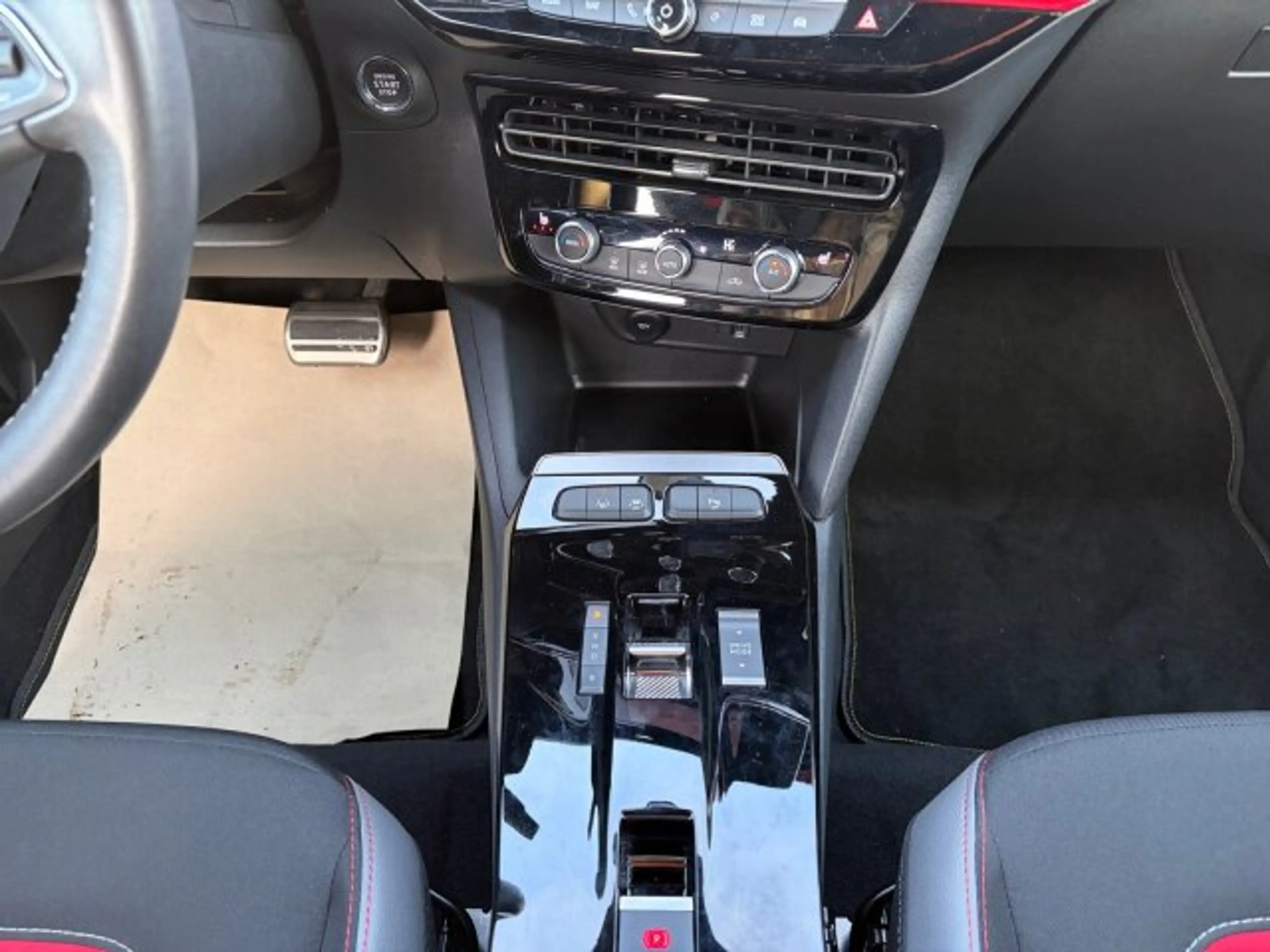 Opel Mokka-E GS Line Automatik Klimaautomatik Sitzheizung (SI 130) — photo 13