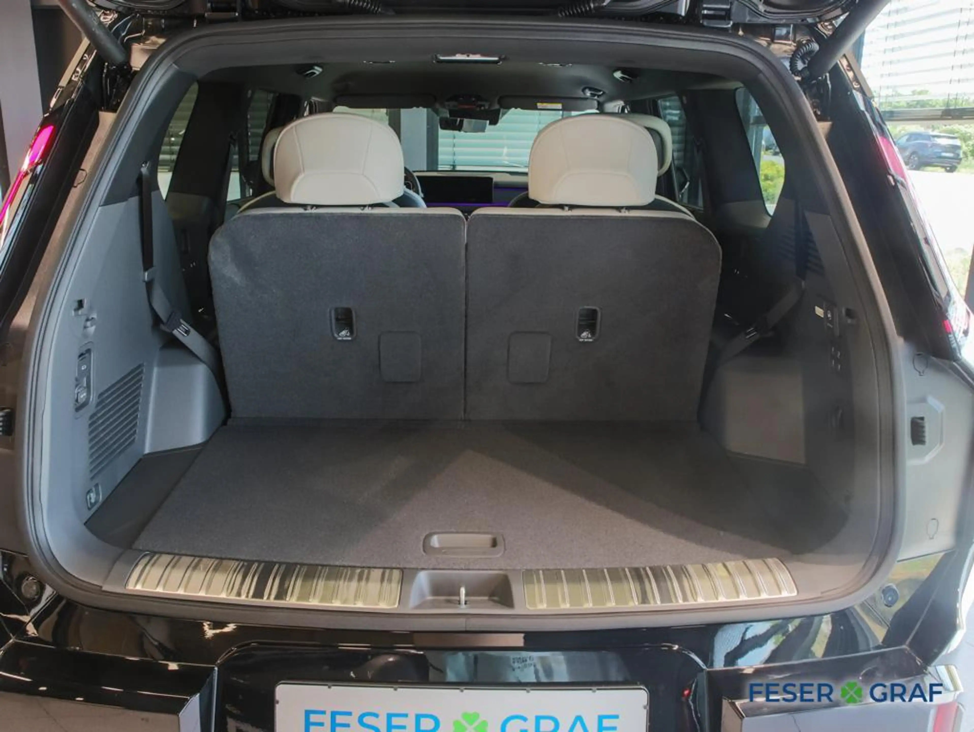 Kia EV9 AWD GTL RELAX — photo 7