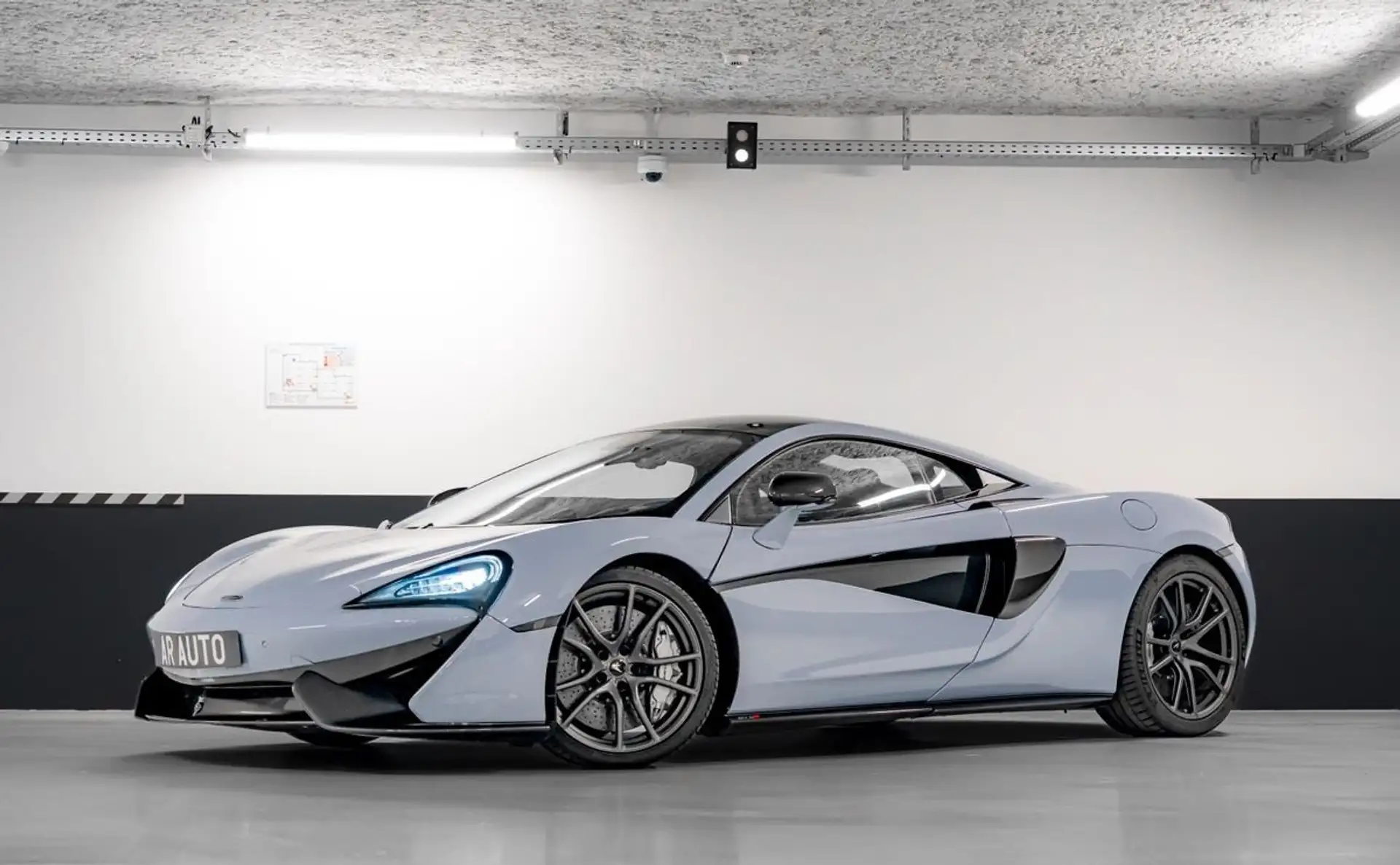 맥라렌 570S 570 Sport Coupe 2019 회색 사진 2