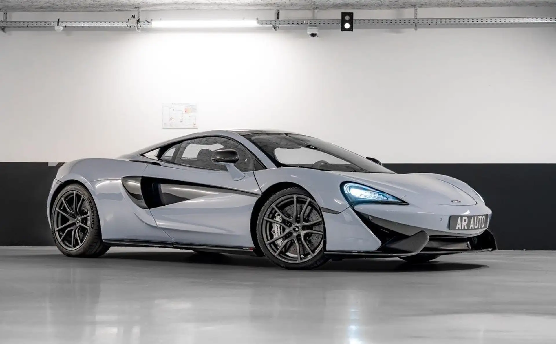 맥라렌 570S 570 Sport Coupe 2019 회색 사진 1