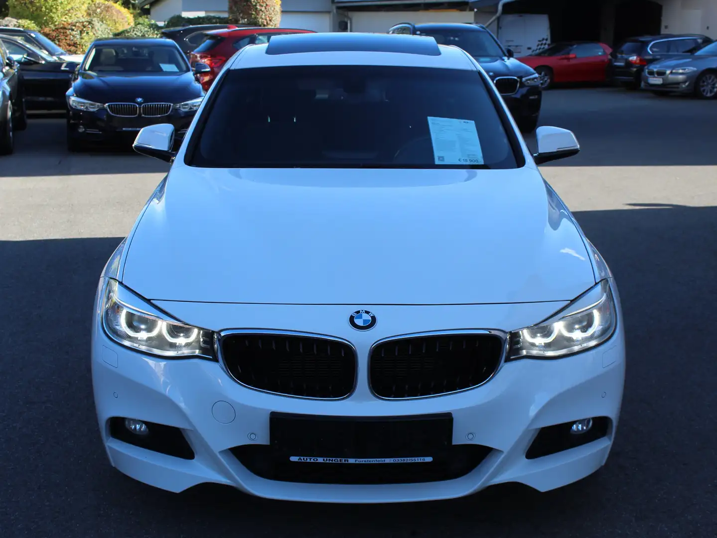 BMW 320 320 d xDrive M-SPORT Top Gepflegt! Weiß - 2