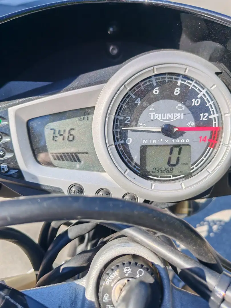 Triumph Street Triple 675 Чорний - 2