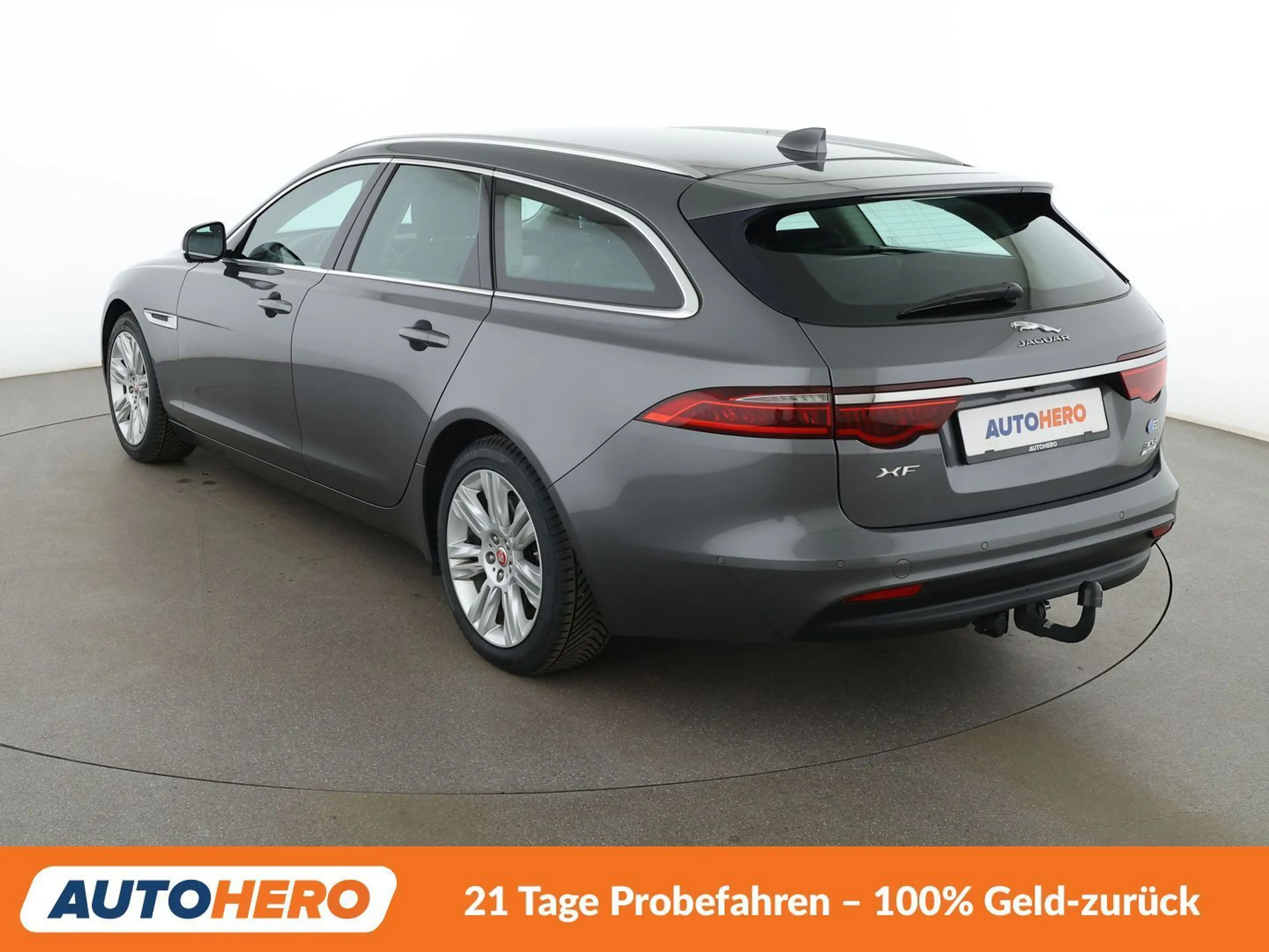 Jaguar XF E-Performance Portfolio Aut.*NAVI*TEMPO*CAM* — photo 4