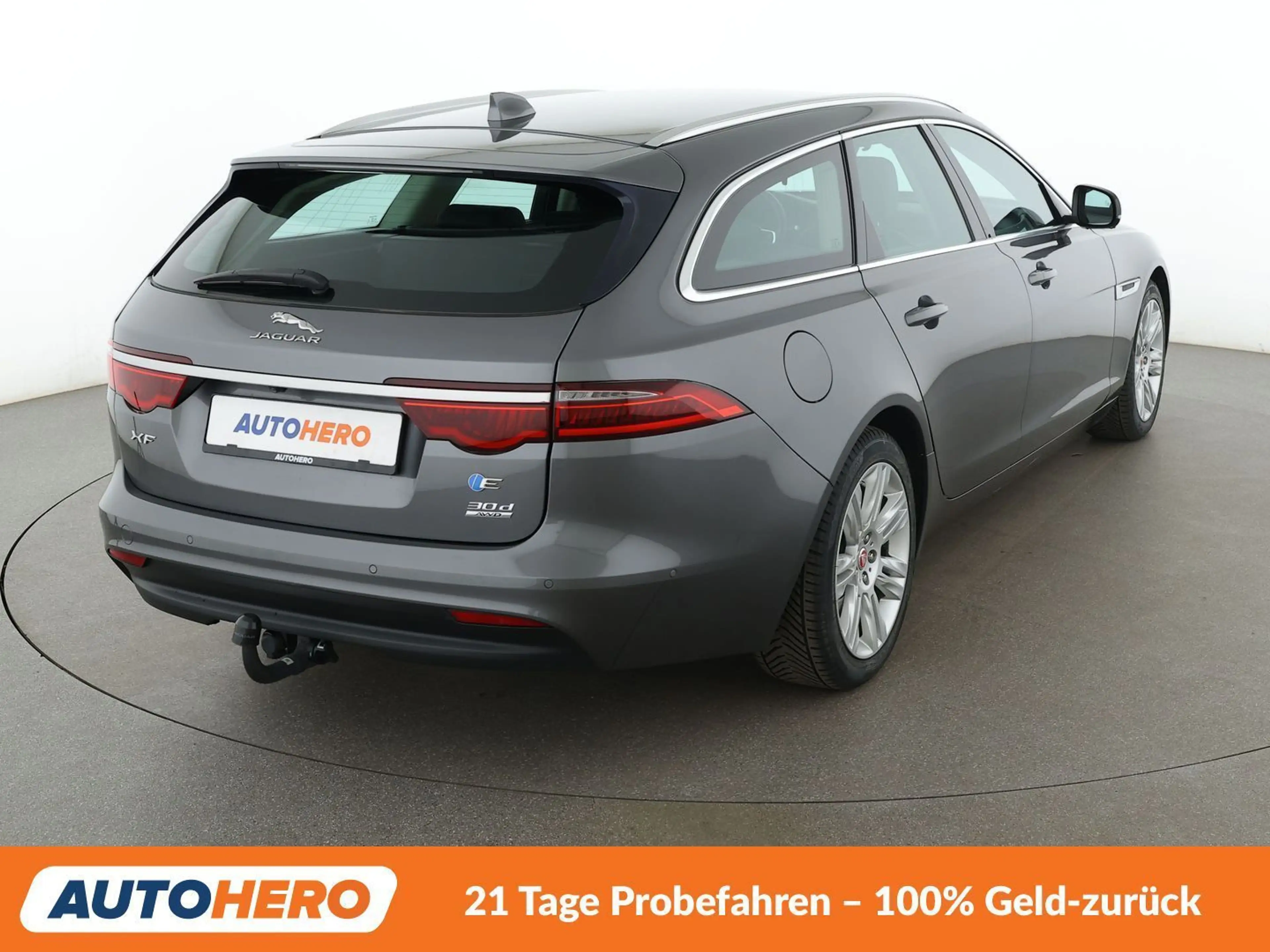 Jaguar XF E-Performance Portfolio Aut.*NAVI*TEMPO*CAM* — photo 6