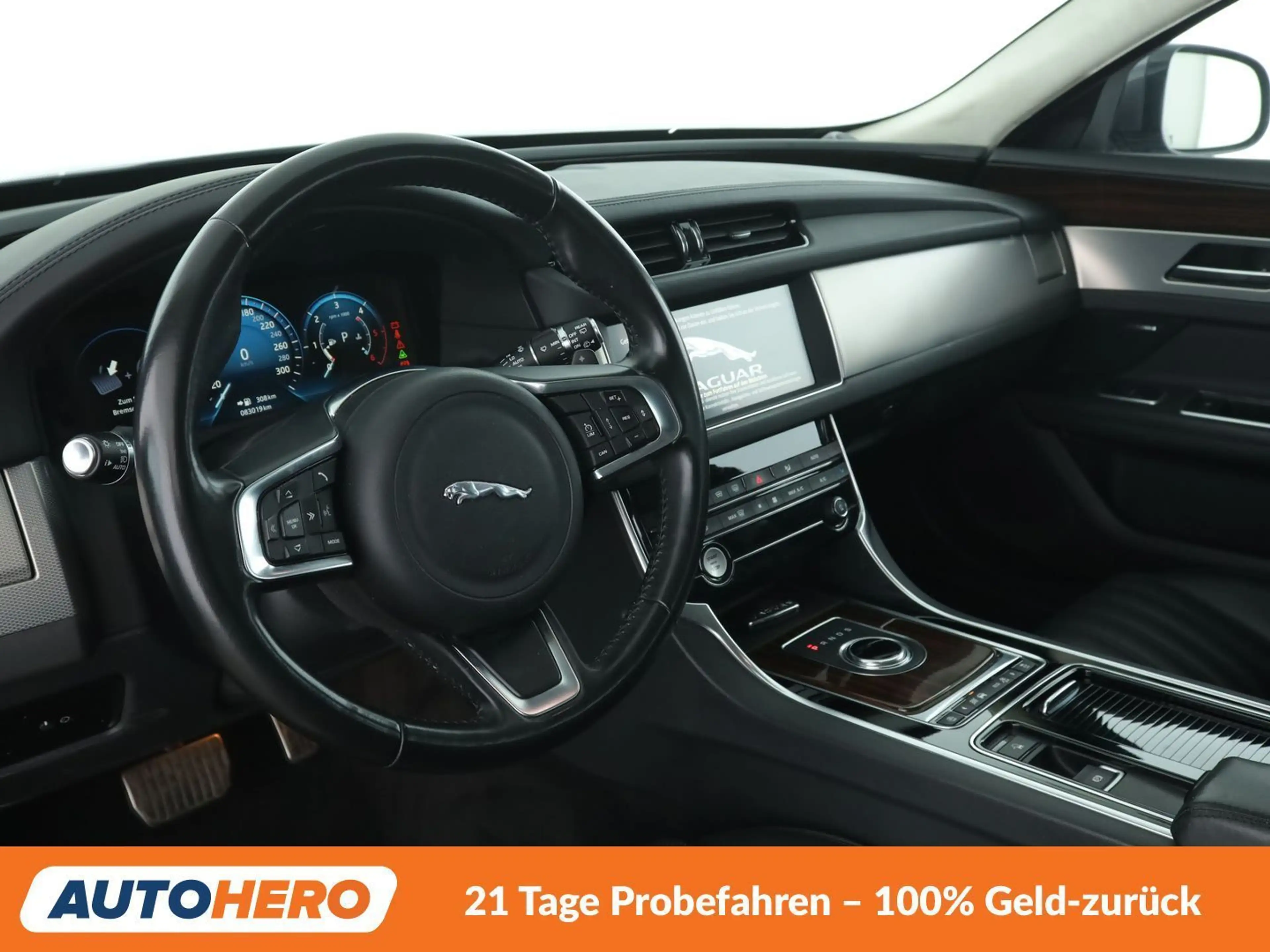 Jaguar XF E-Performance Portfolio Aut.*NAVI*TEMPO*CAM* — photo 11