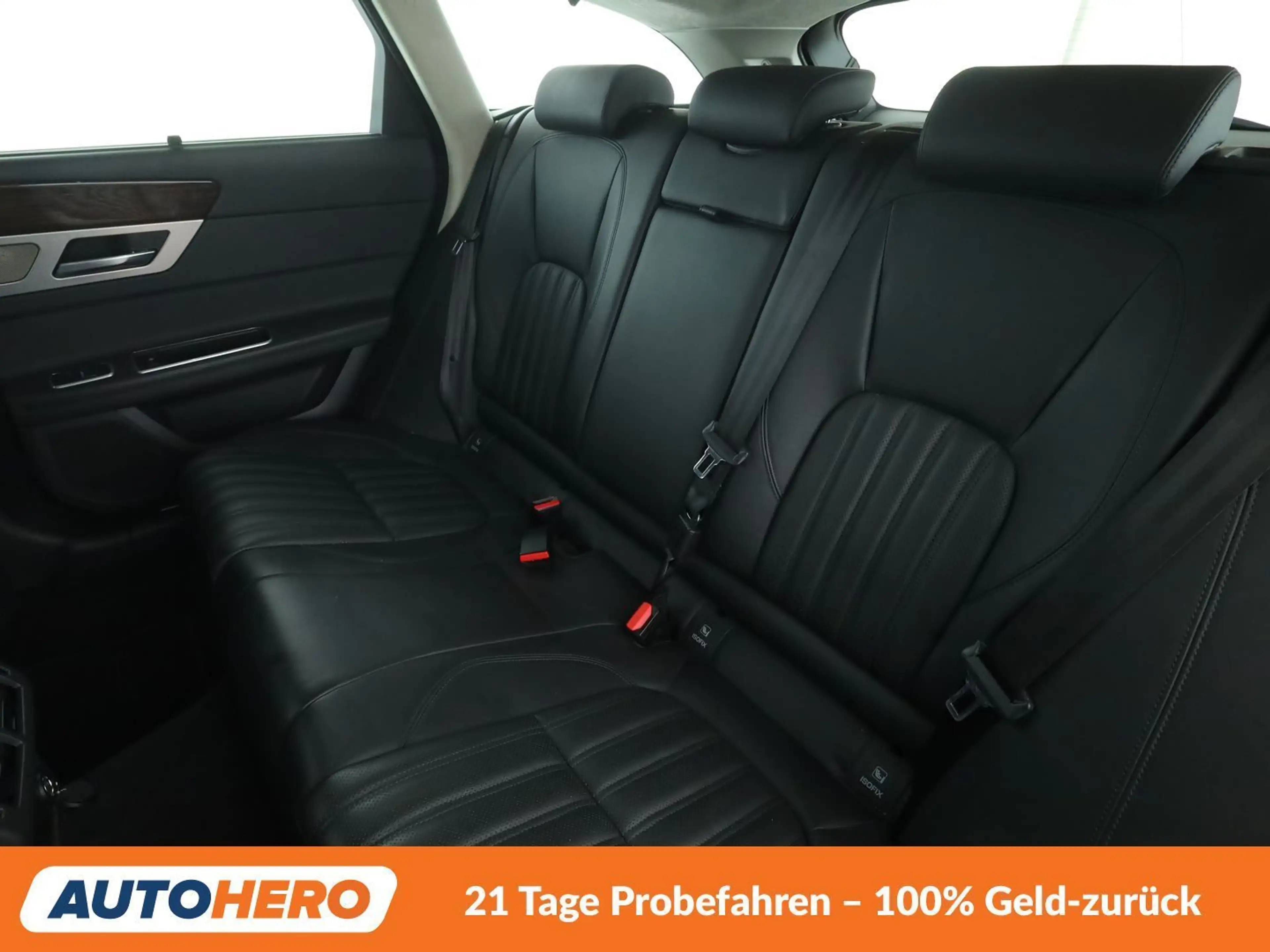 Jaguar XF E-Performance Portfolio Aut.*NAVI*TEMPO*CAM* — photo 14