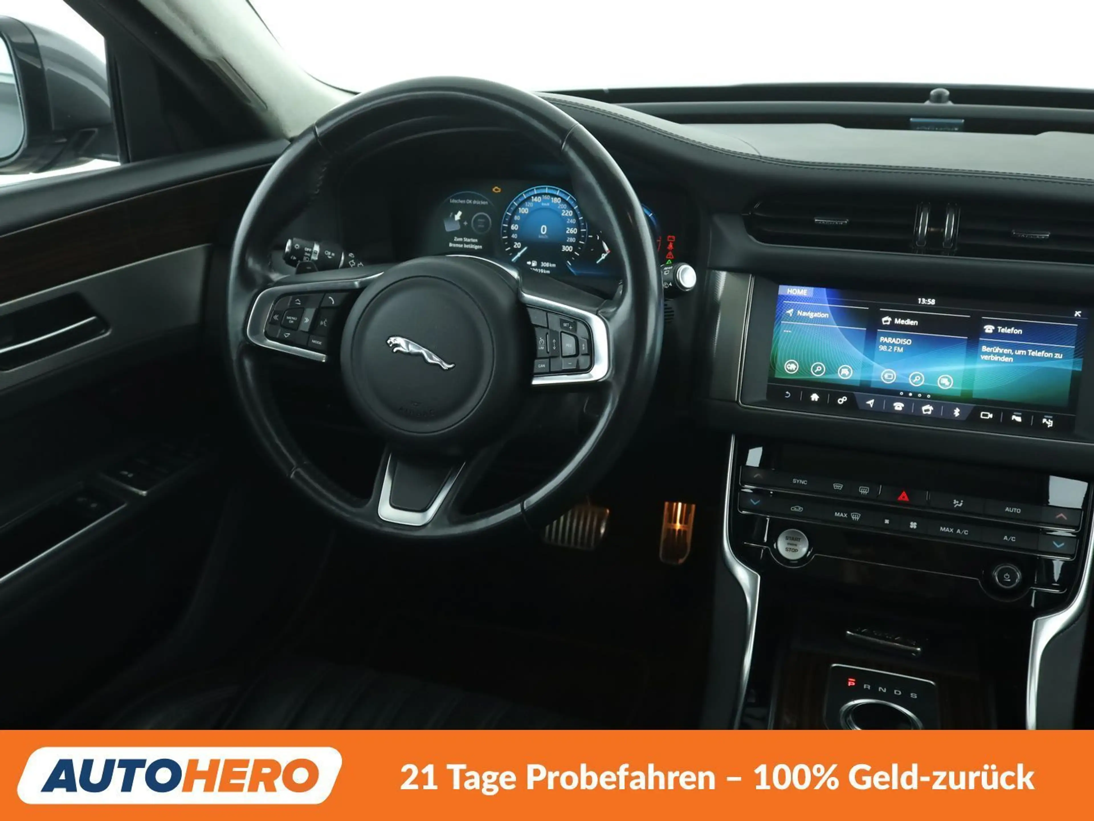 Jaguar XF E-Performance Portfolio Aut.*NAVI*TEMPO*CAM* — photo 13