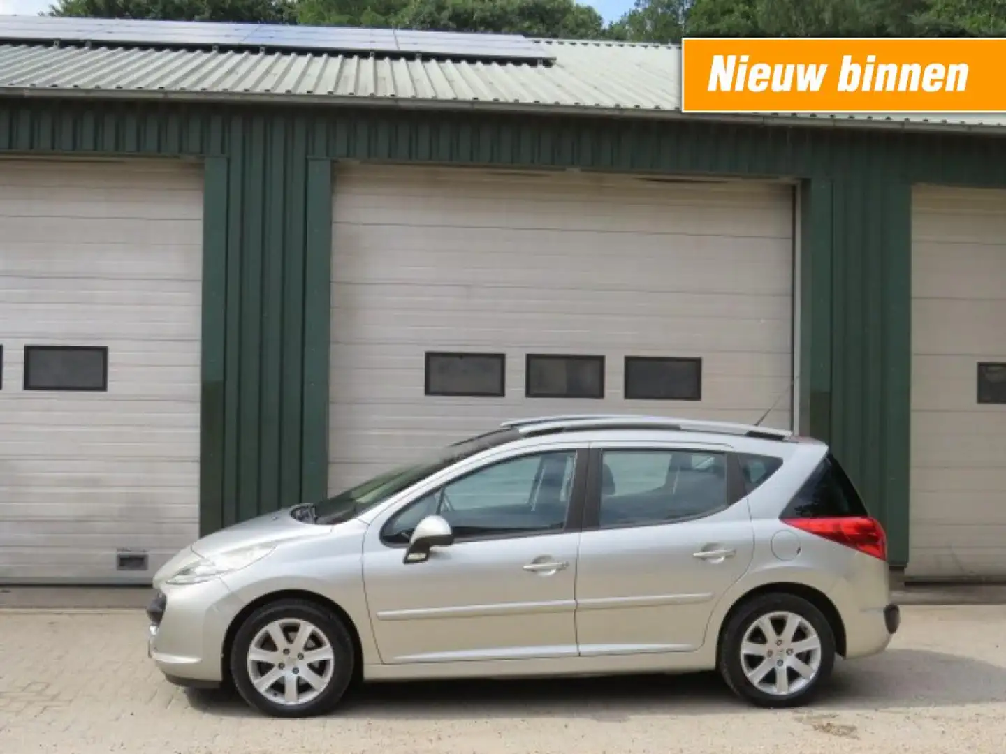 Peugeot 207 11.6 VTi XS PremiÃ¨re Grau - 1