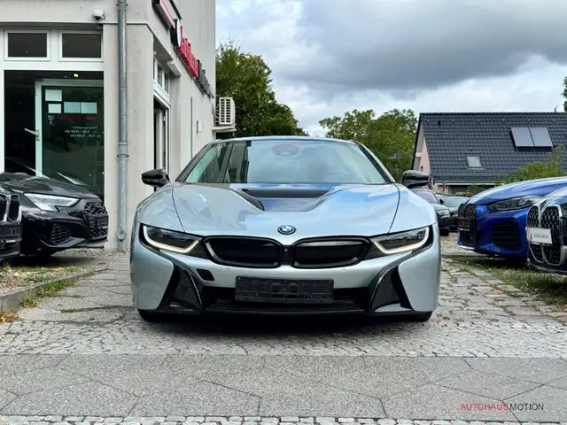 BMW I8 view 2