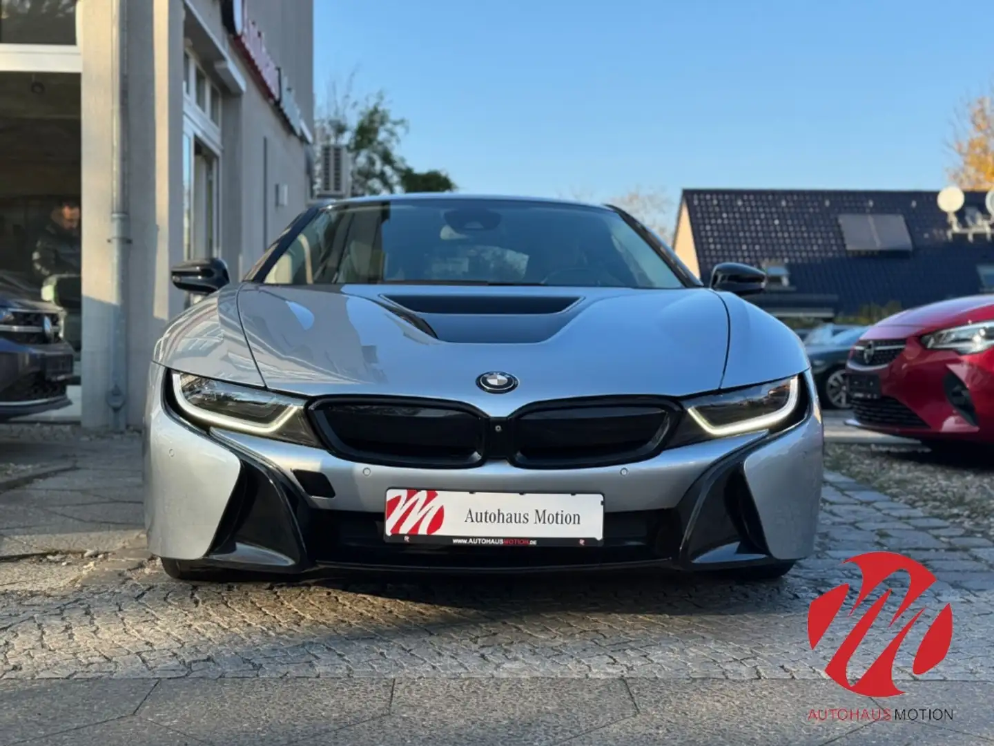 BMW i8 Coupe LED HUD SHZ LEDER KOLLISIONWARNER Plateado - 2