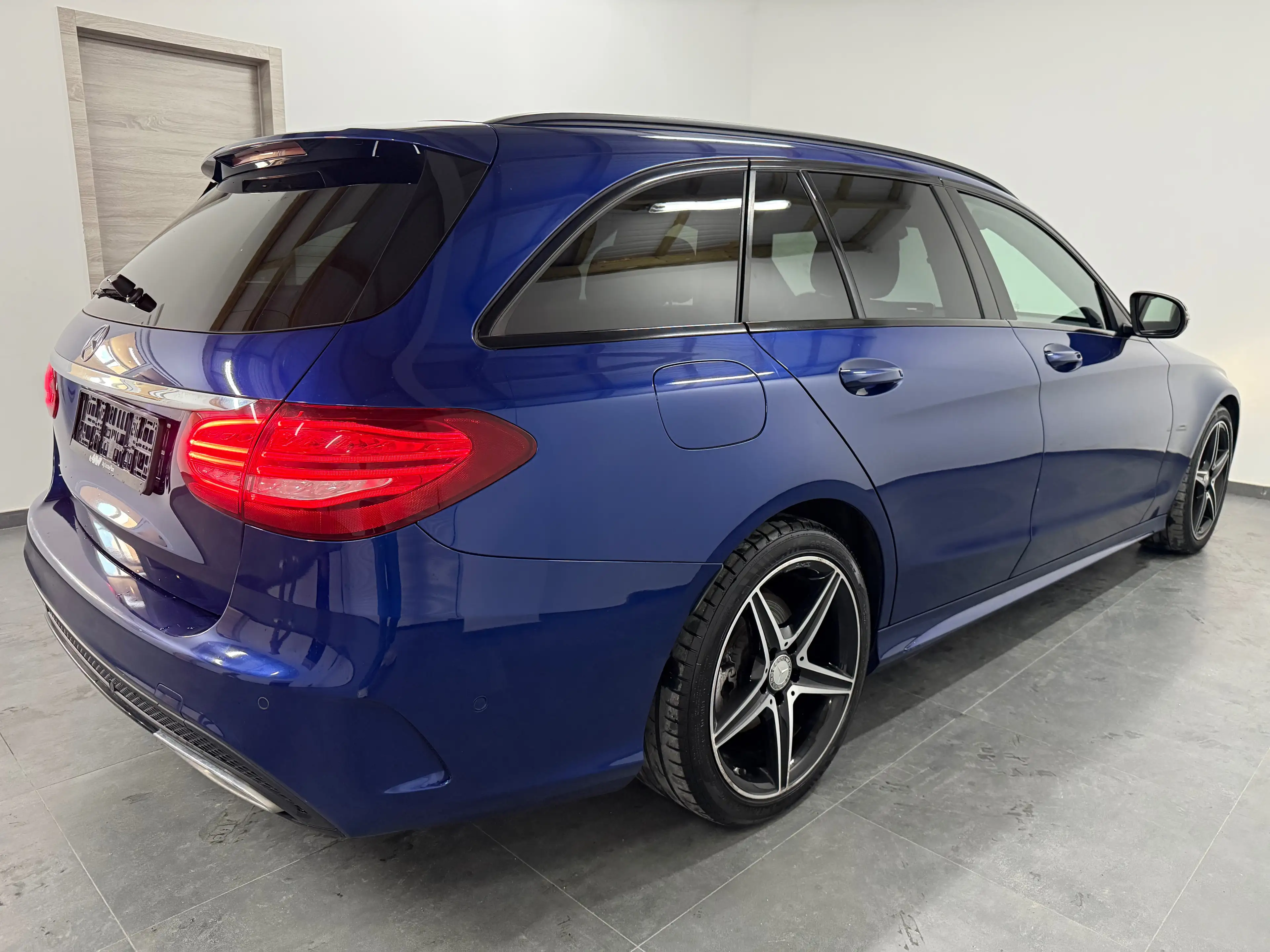 Mercedes-Benz C 200 d PACK AMG - Euro6 - Navi - Carnet — photo 7