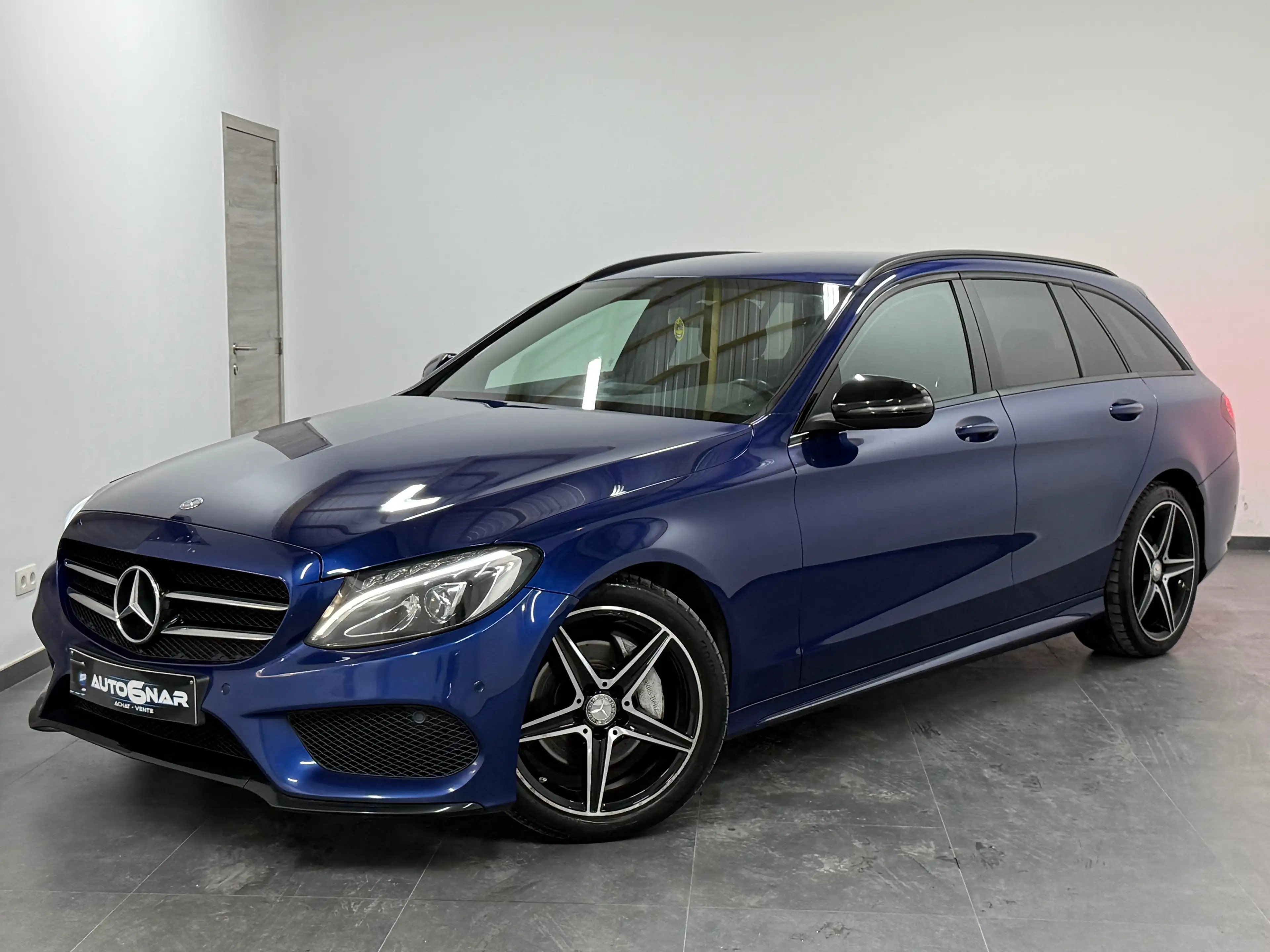 Mercedes-Benz C 200 d PACK AMG - Euro6 - Navi - Carnet — photo 4