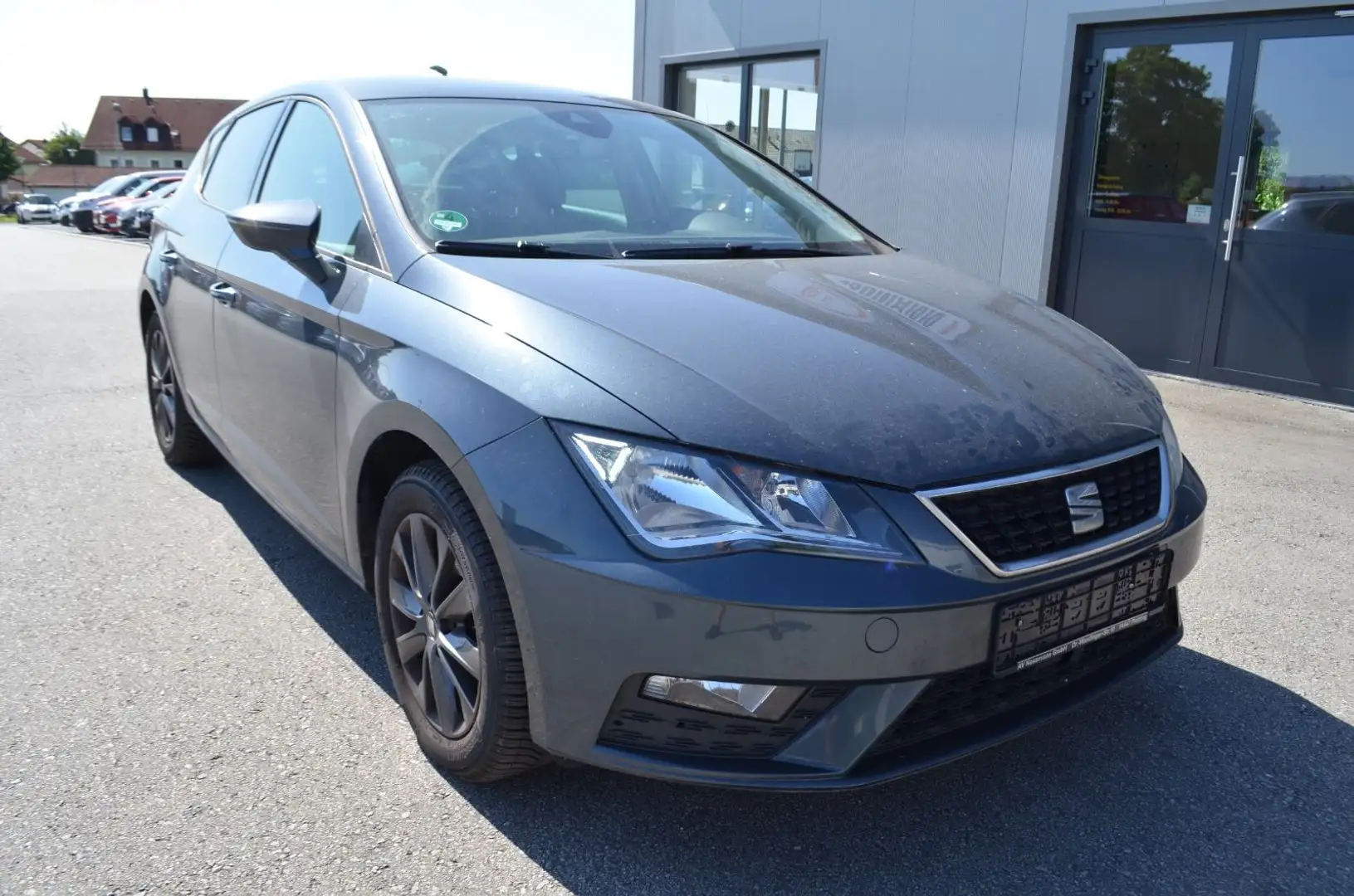 SEAT Leon 1.6 TDI ACC Kamera 1.Hd   "Startet nicht" Grijs - 2