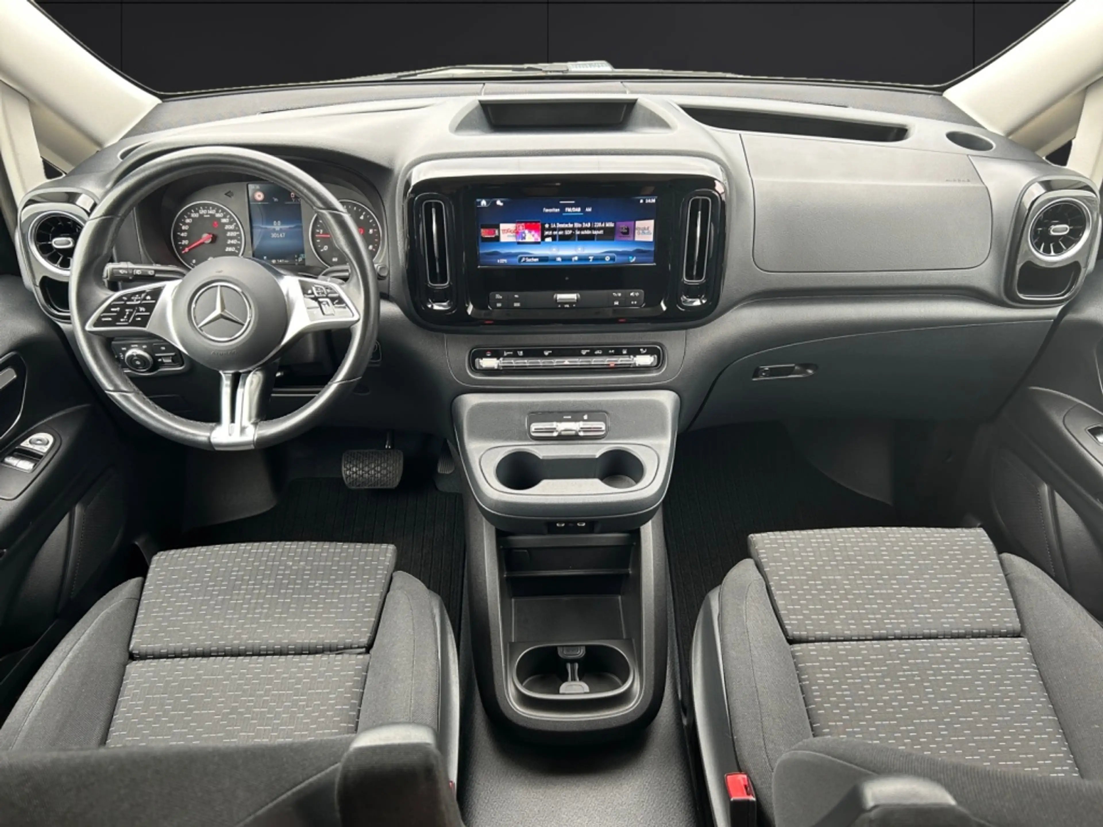 Mercedes-Benz Vito 119 CDI 4x4 Mixto Lang LED*MBUX*STHZG*AHK — photo 5