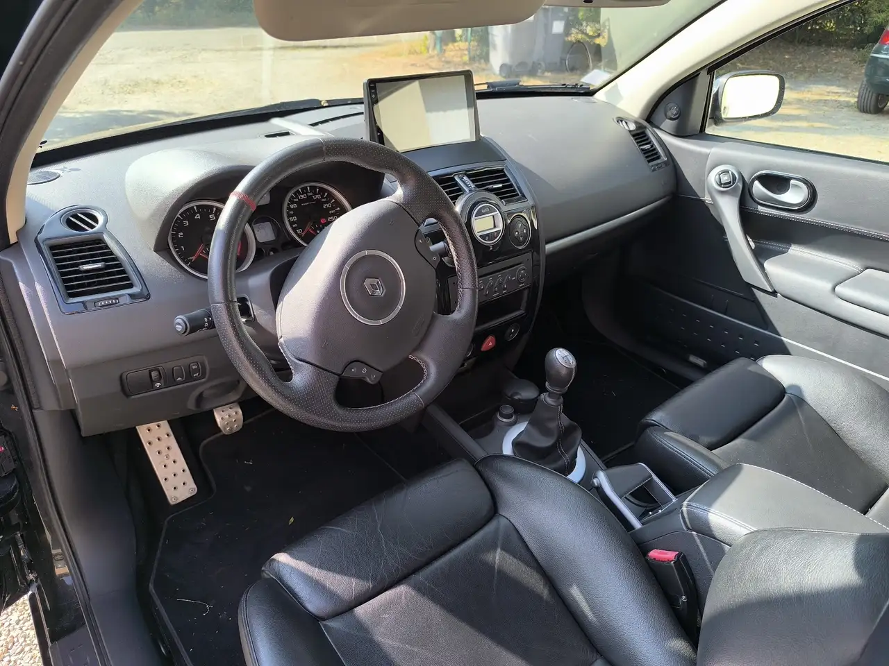 Renault Megane Berline — photo 8