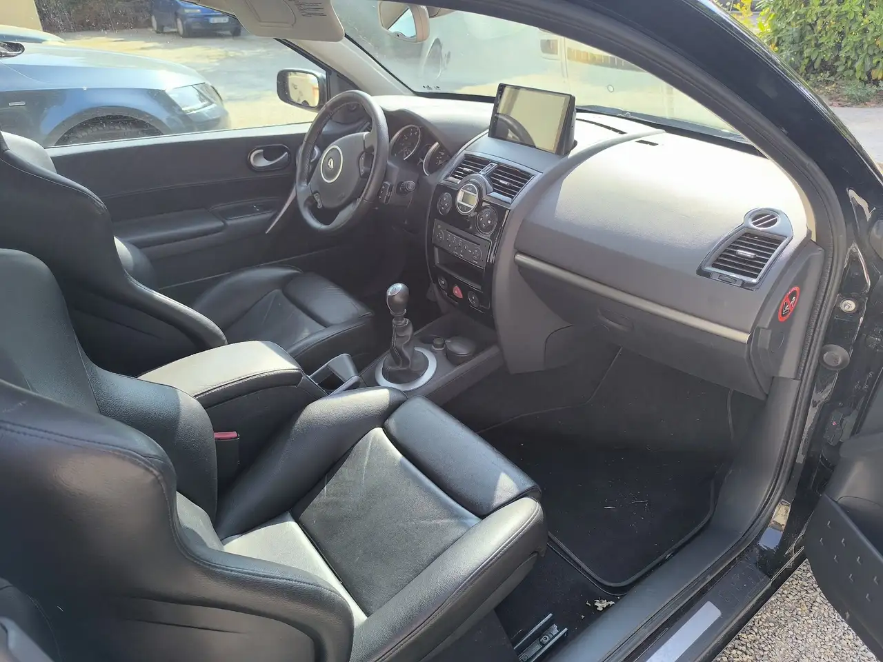 Renault Megane Berline — photo 9