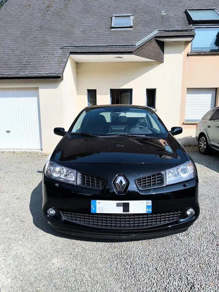 Renault Megane Berline — photo 2