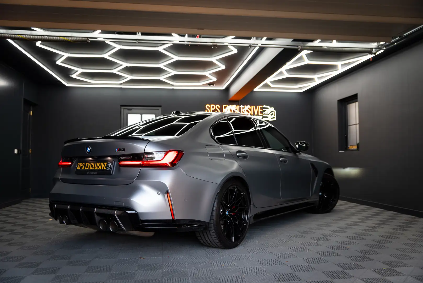 BMW M3 3-serie xDrive Competition / Frozen / Carbon / H&K Gris - 2