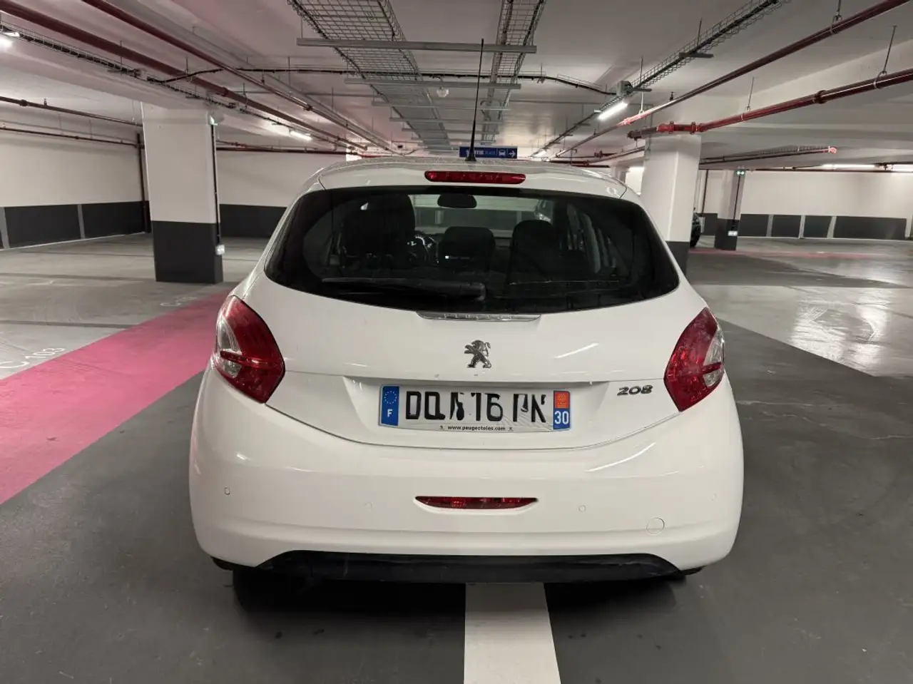 Peugeot 208 208 — photo 7