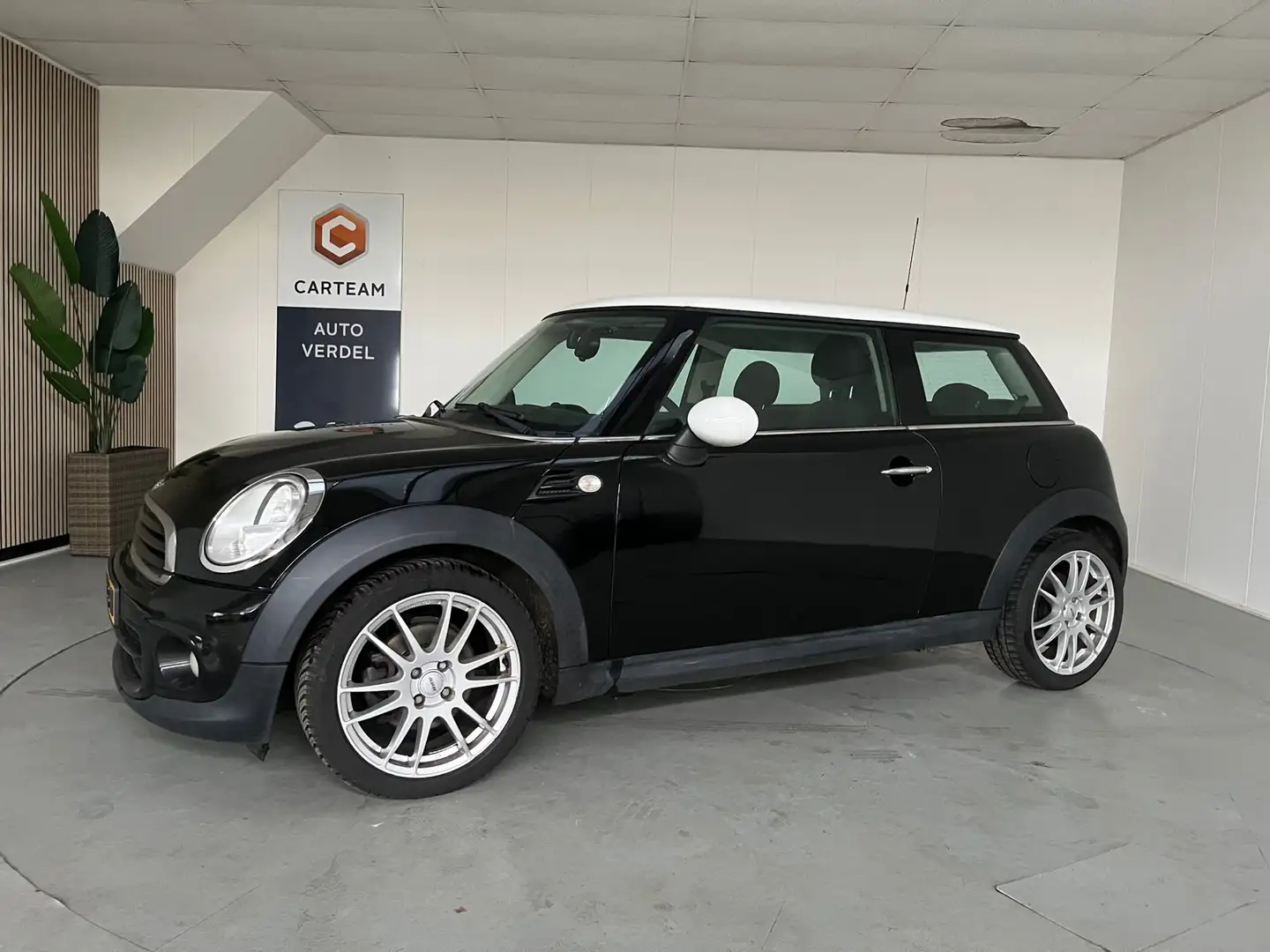 MINI One Mini 1.6 Business Line Airco, LMV Zwart - 1