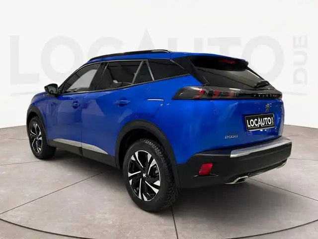 Peugeot 2008 view 5