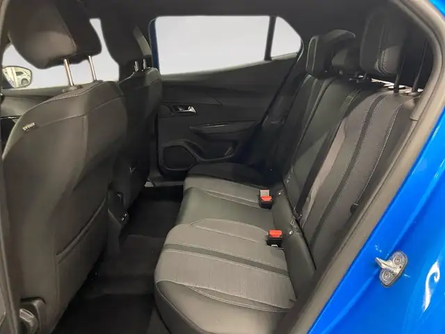 Peugeot 2008 view 8