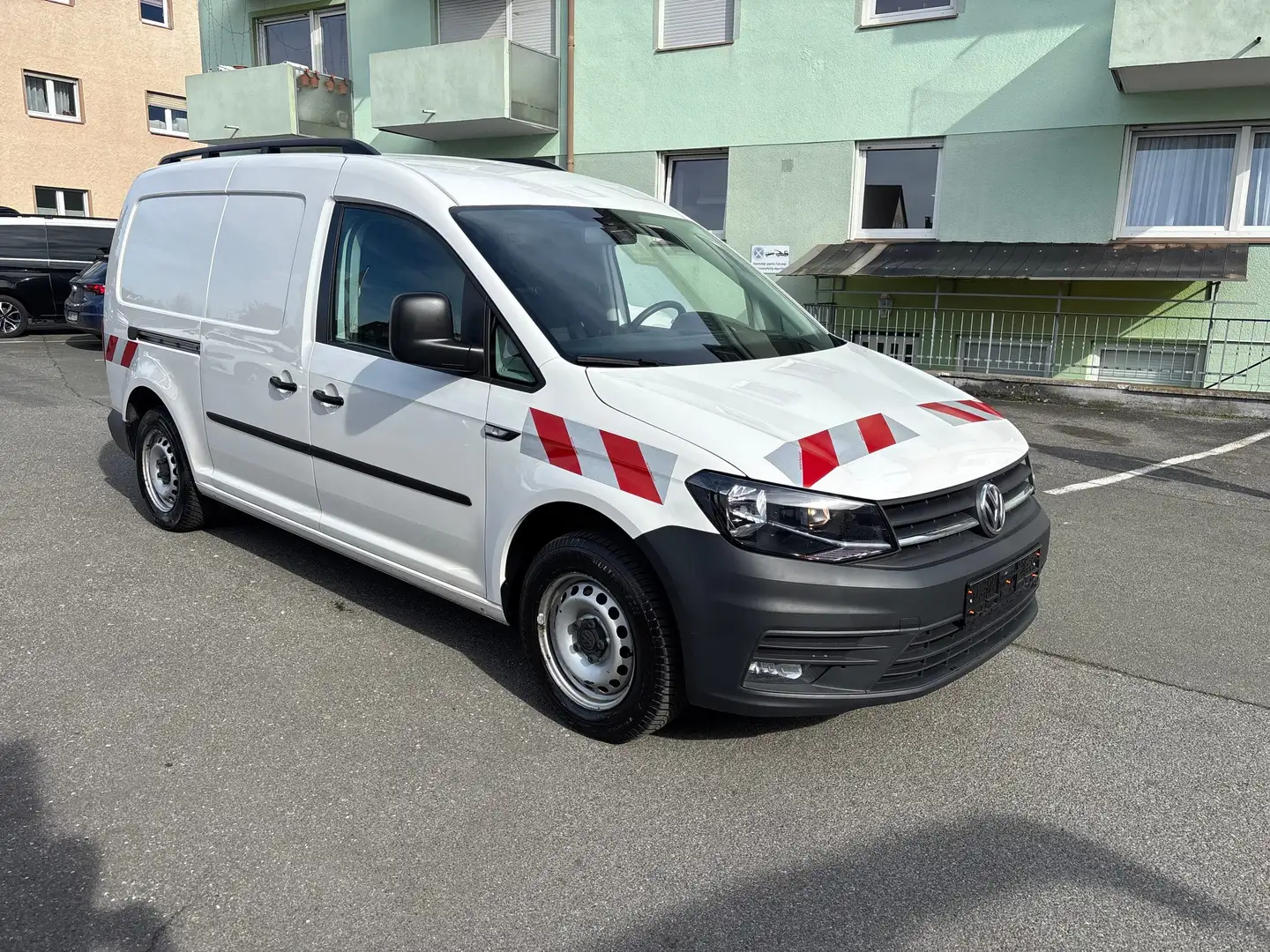 Volkswagen Caddy Maxi Kasten 2.0 TDI +Werkstatteinbau+STHZ+Navi+AHK Weiß - 1