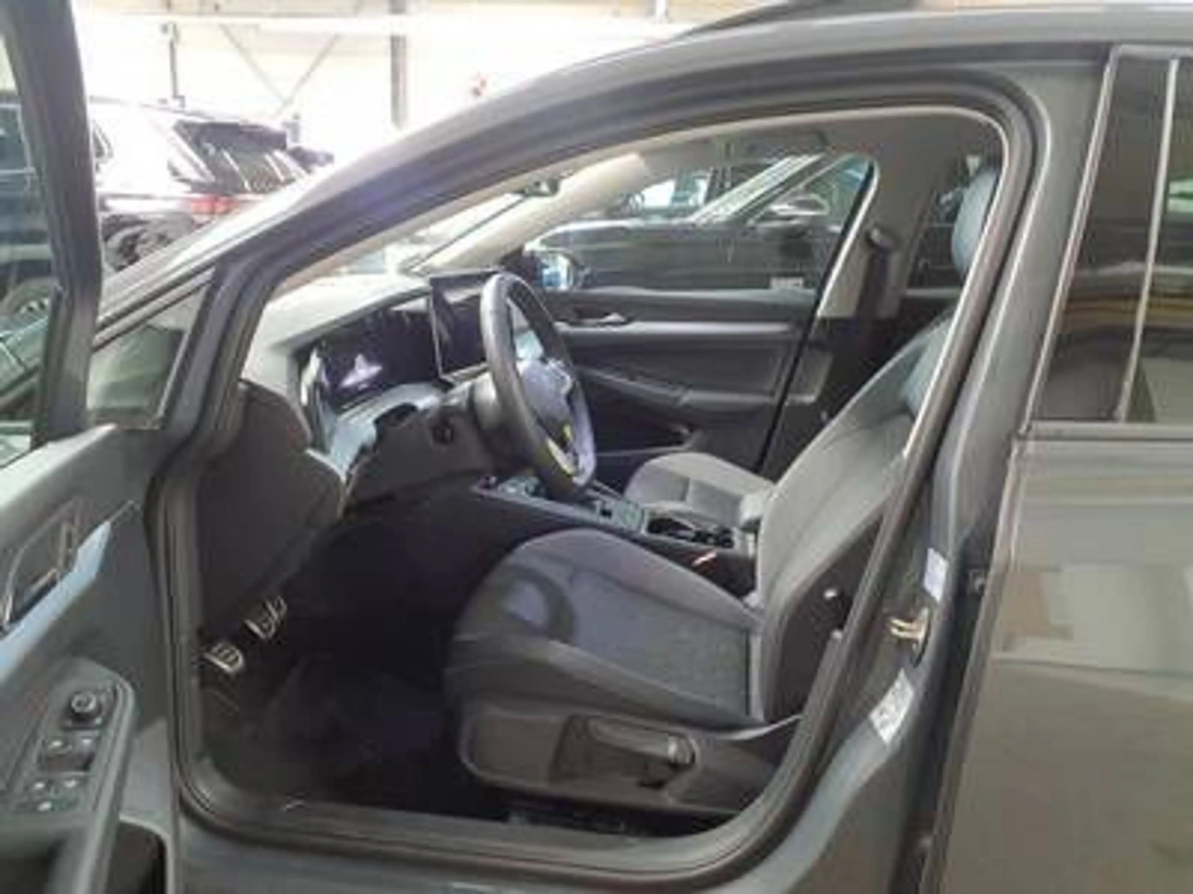 Volkswagen Golf Variant Golf VIII Variant 1.5 TSI GOAL | NAVI | AHK | — photo 4