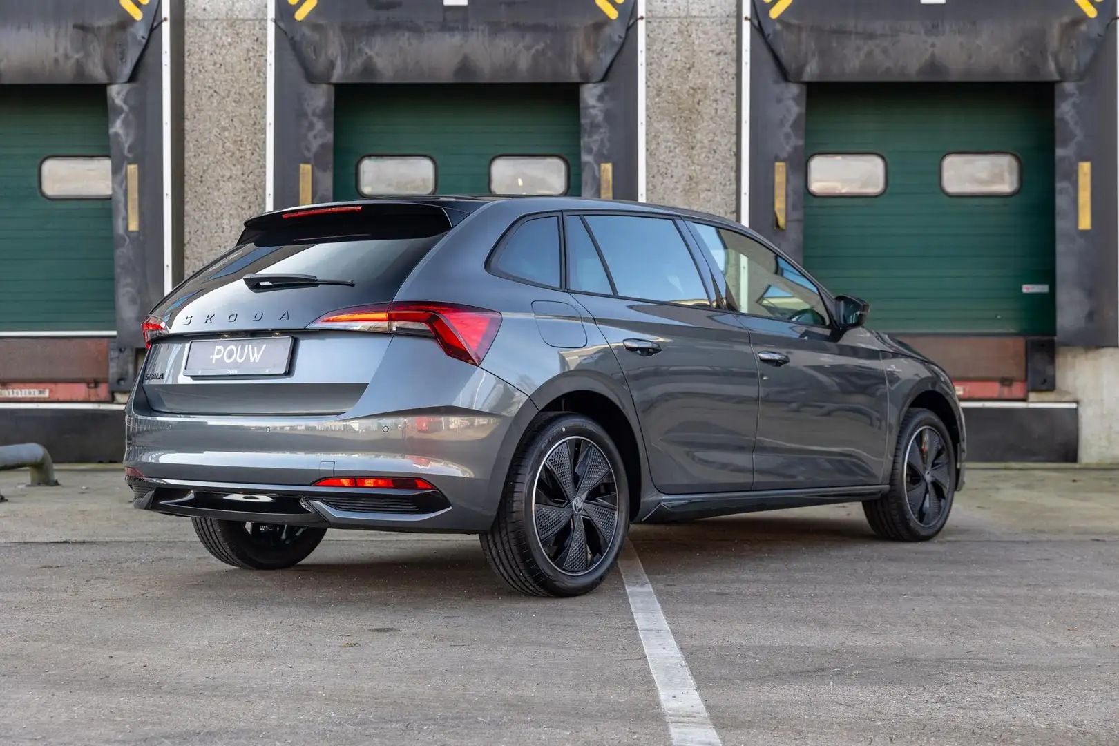 Skoda Scala 1.0 TSI 115pk Monte Carlo | Stoelverwarming | Trav Grijs - 2